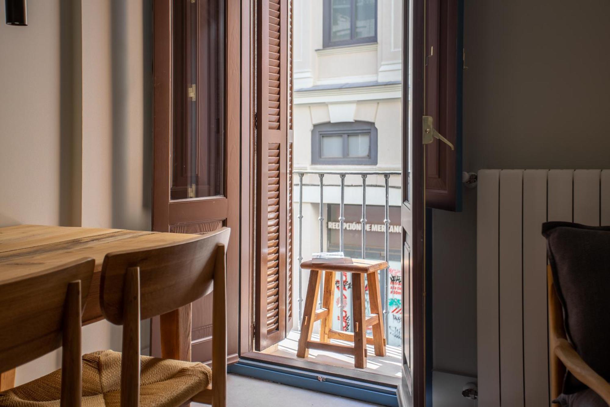 Aparthotel Behap Madrid Plaza del Carmen Exterior foto